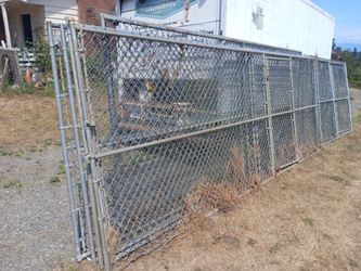 Chainlink Fencing Panels ~ Dog Kennels ~ $40 - $50