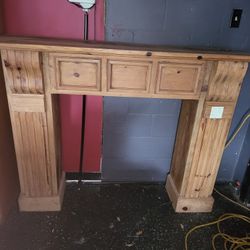 FIREPLACE MANTLE