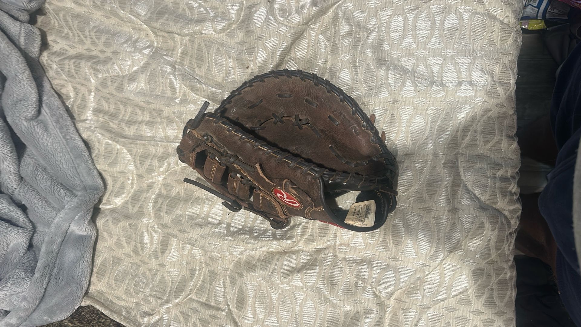 First Baseman’s Glove