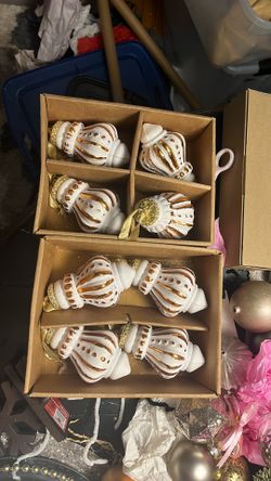 8- Heavy 18k Painted Ceramic Ornament Finals 8” Anthropologie Home  