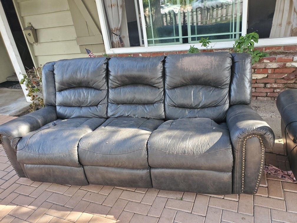 Free couch