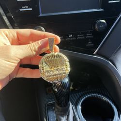 Gold Iced Out Pendent 