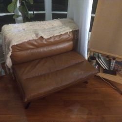 Single Couch 