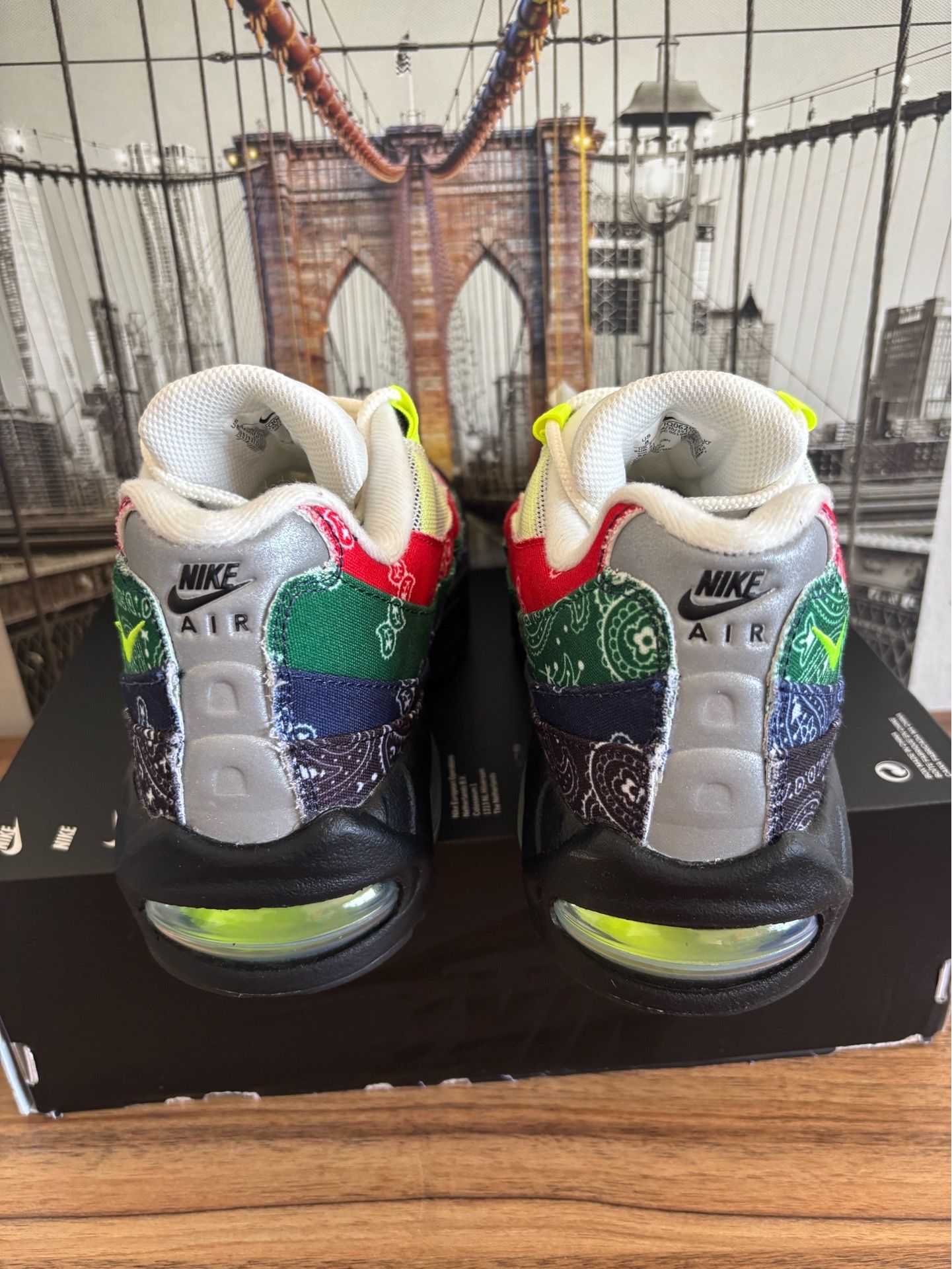 Air Max 95 Big Bubble Paisley Bandana Size 8