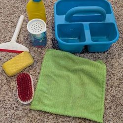 Melissa And Doug Pretend Cleaning Set