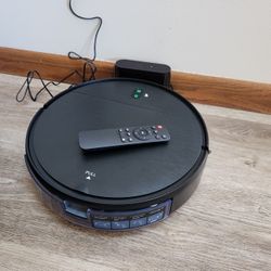 Robot Vacuum and Mop Combo BRAND NEW MAMNV BR151