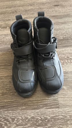 Motorcycle boots