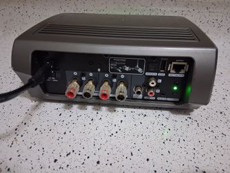 Wireless amplifier with Bluetooth connection