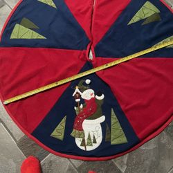 Christmas tree skirt 45 inches