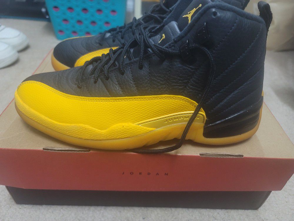 Jordan 12's Black & Yellow