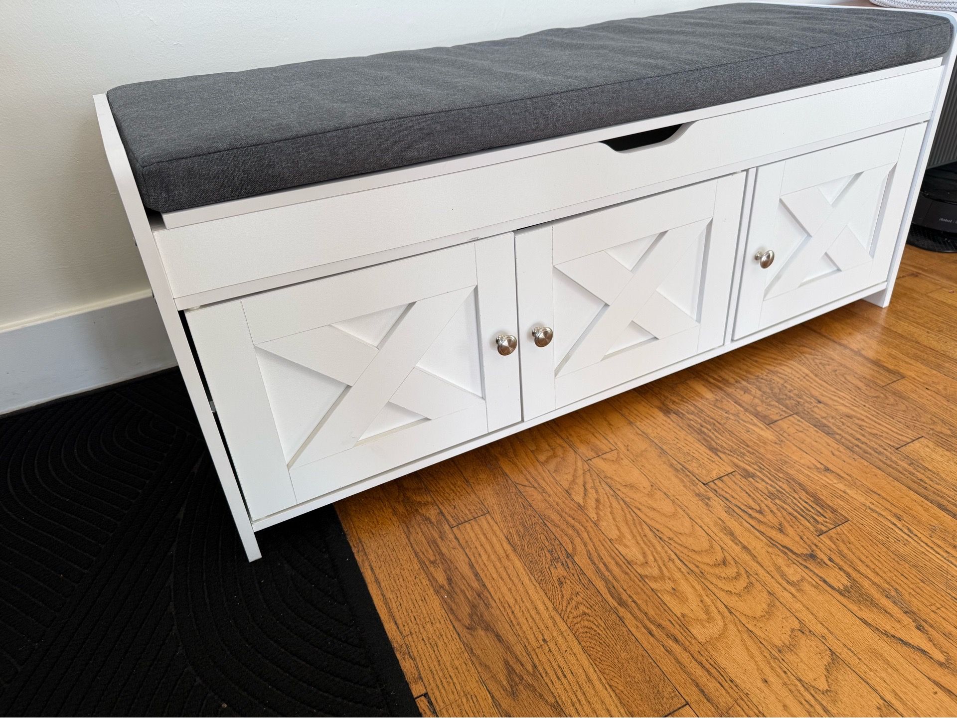 White Shoe Storage Bench – Great Condition