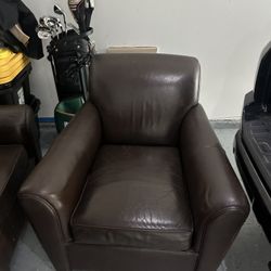 Sofa/Club Chairs Set