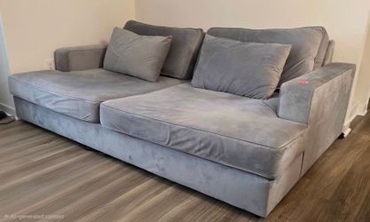 Fedosia 94.49 " Velvet Sofa