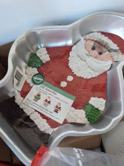 Wilton Santa cake pan