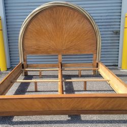 (FREE DELIVERY) Collezione Europa Solid Wood King Bed Frame