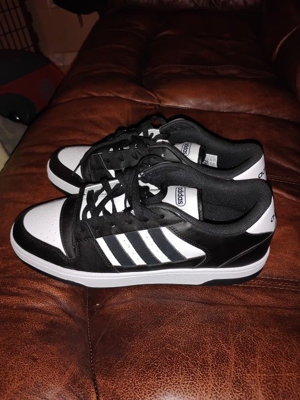 Blk & White Aadidas