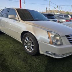 2011 Cadillac DTS