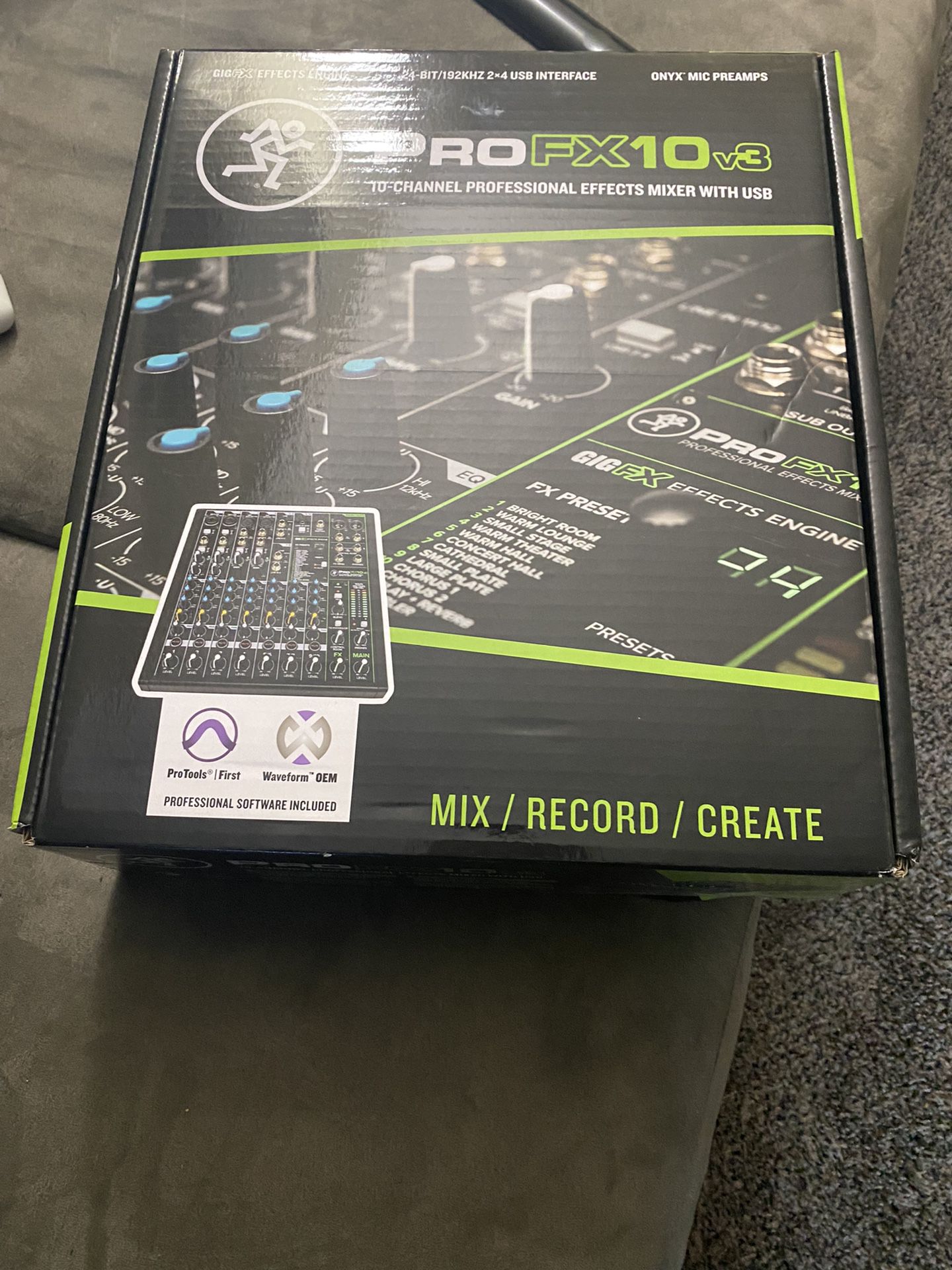 Brand New Mackie Pro Fx 10 Mixer 