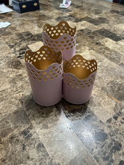 Heart Cutout Pink metal makeup brush Holders