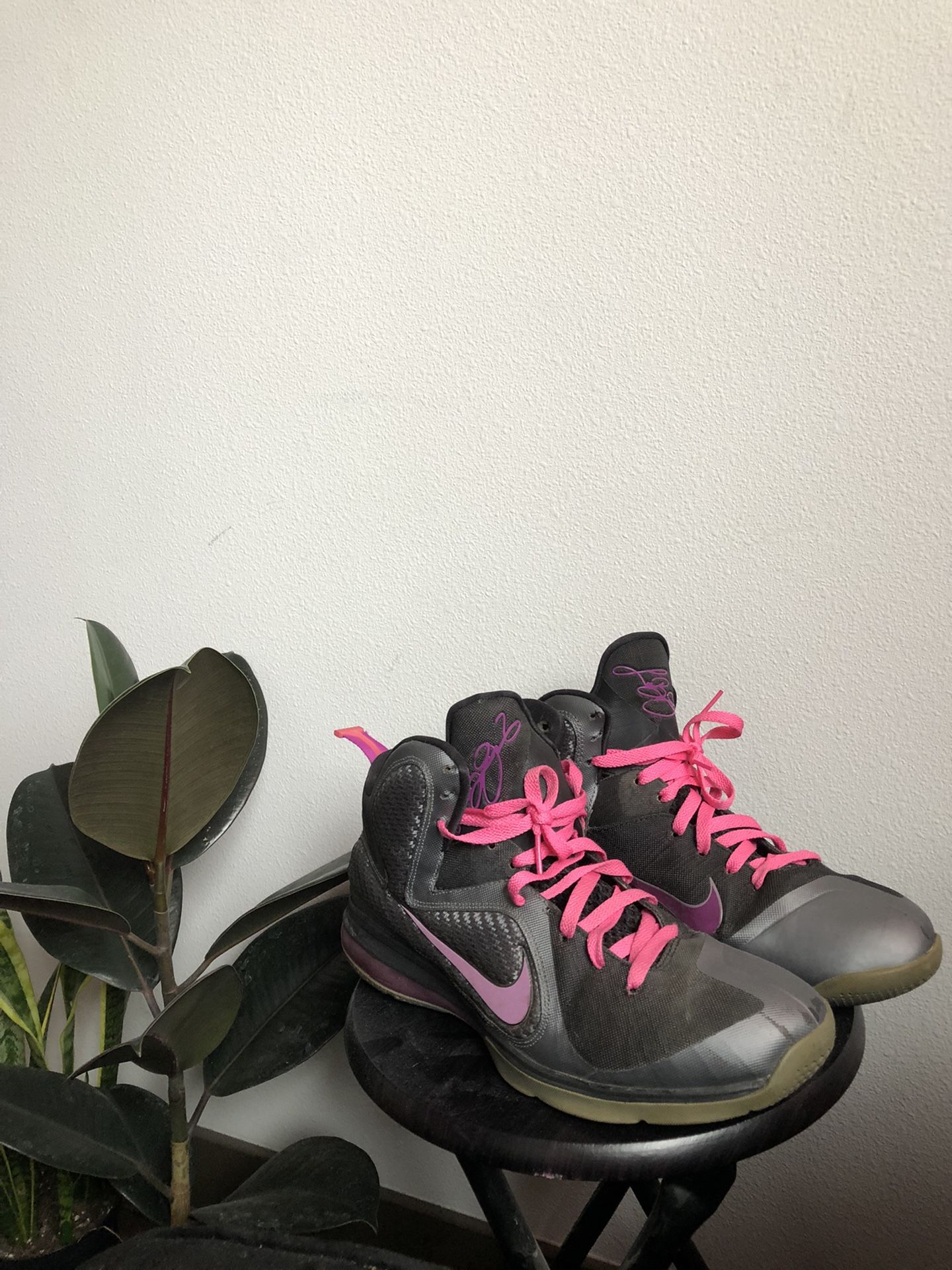 Nike Lebron Miami Nights