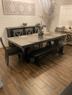 Dinning Table