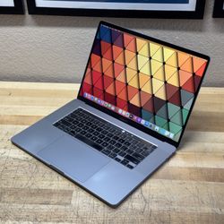 2019 16” MacBook Pro - 2.6 GHz i7 - 16GB - 1TB SSD