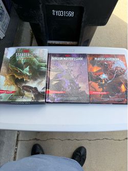 Dungeons and Dragons masters guide players book starter set