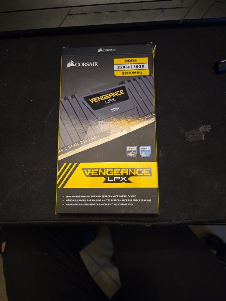 Corsair Vengeance 16GB Total LPX RAM DDR4