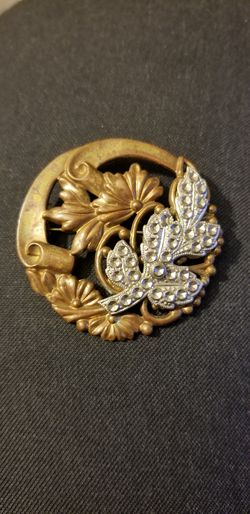 Art nouveau brooch pin