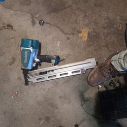 21° Makita Framing Nailer
