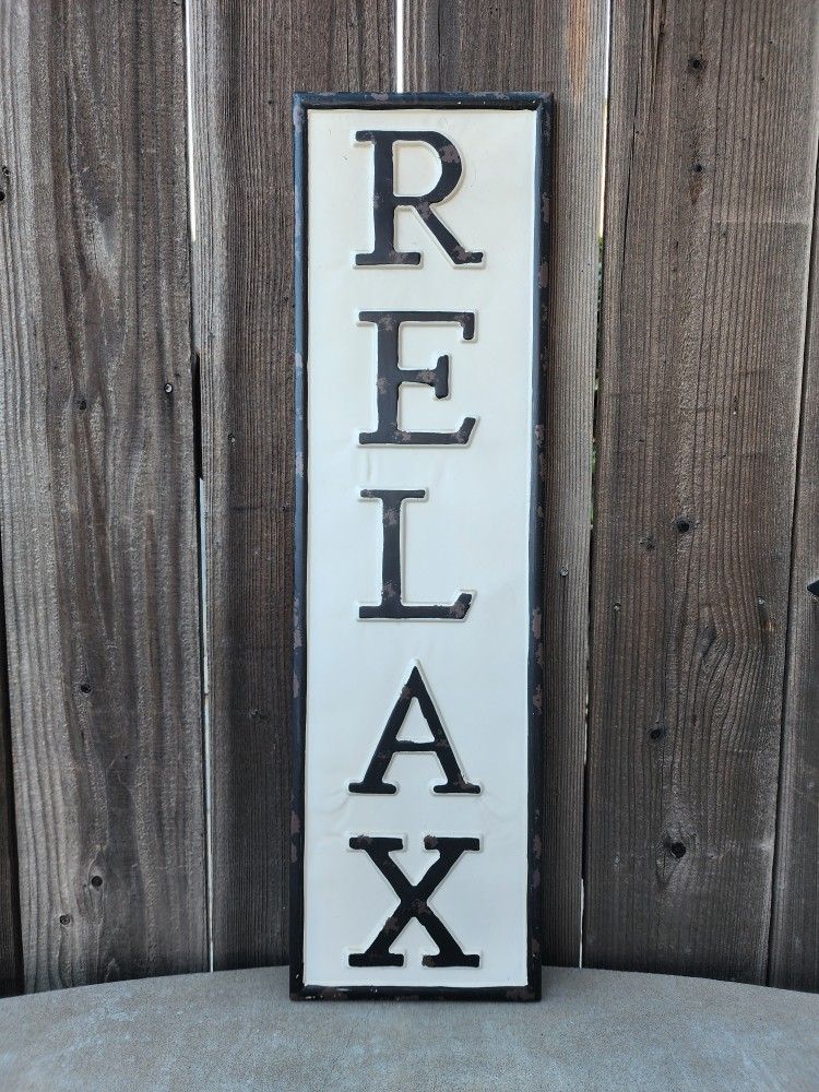 Home Decor Metal Sign (SERIOUS BUYERS ONLY CONTACT)