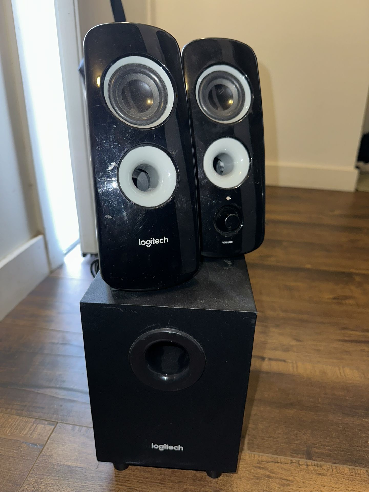 Logitech Speaker System Subwoofer