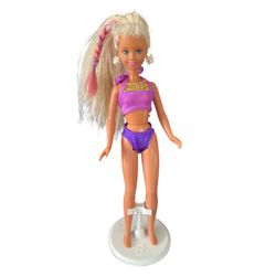 Vintage 1993 Splash 'n Color Skipper doll by Mattel