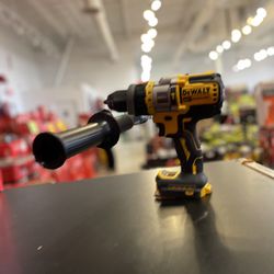 20V MAX Brushless Cordless 1/2 in. Hammer Drill/Driver with FLEXVOLT ADVANTAGE (Tool Only)….DCD999
