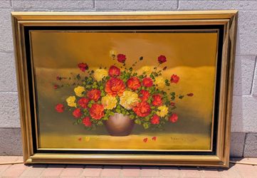 Oil on canvas Floral arrangement late 20th century