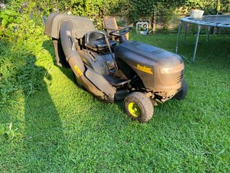 Poulan riding mower with bagger