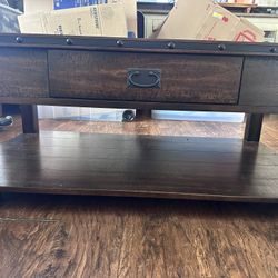 Wooden Coffee Table On Wheels 