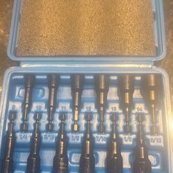Magnetic Nut Set
