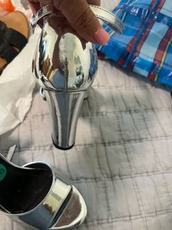 7.5 silver Madden girl heels