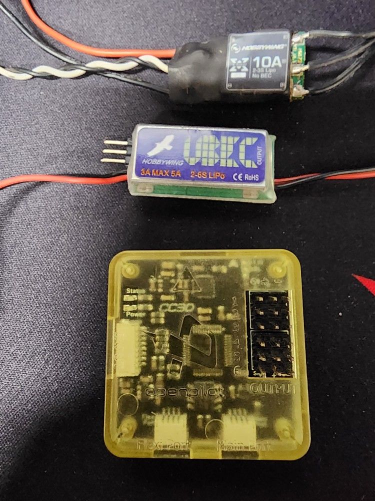 CC3D open pilot Fc Motors Escs Ubec