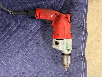 MILWAUKEE MAGNUM HOLE SHOOTER DRILL. $50.00 OR BEST OFFER.