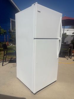 WHIRLPOOL REFRIGERATOR FREEZER, EXCELLENT CONDITION