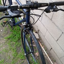 Hybrid Bike - Quality Components 