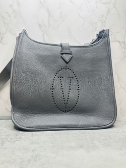 Vertigo Crossbody Shoulder Bag Purse - Grey w Interior pocket & Adjustable Strap