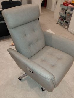 Reclining Desk Chair