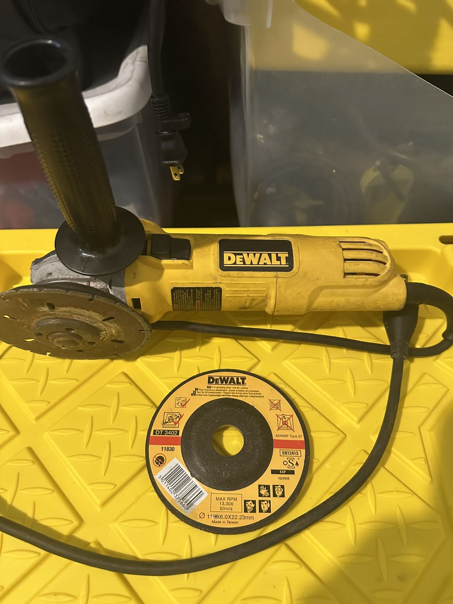 Dewalt Grinder 41/2