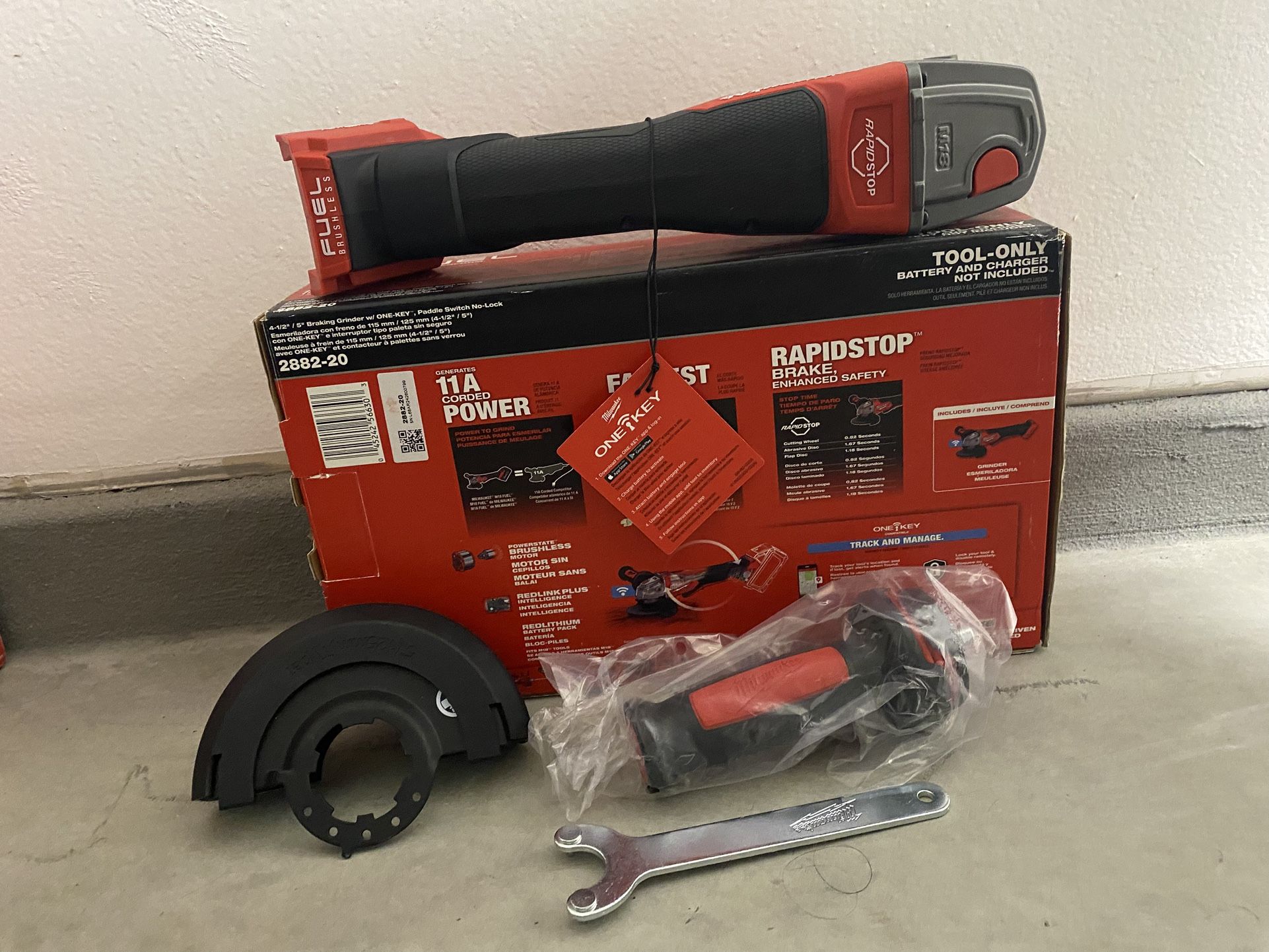 Milwaukee M18 Grinder