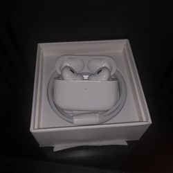 AirPods 2nd Generation Bluetooth Earbuds Earphone with MagSafe Charging Case