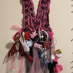 Wall Decor And Hair Stuff 