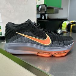Nike Air Zoom Gt Hustle 3 Size 9.5